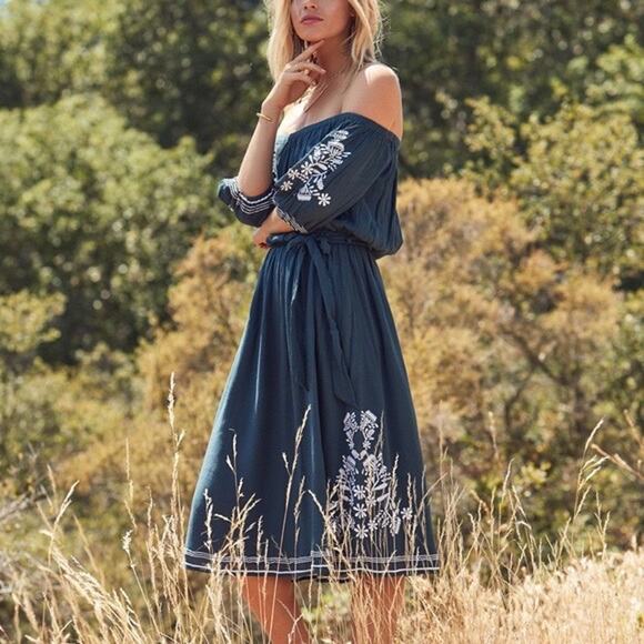 Tularosa Marty Blue Embroidered Off the Shoulder Tie Waist Dress Size Small